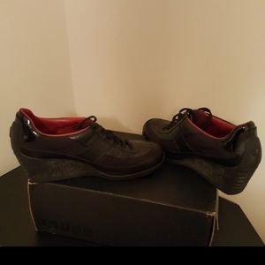 Black Wedge Sneaker. By Tsubo.